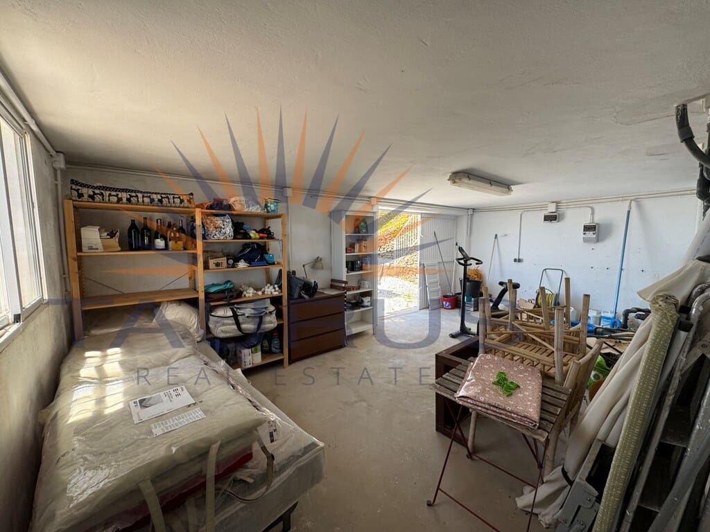 2 soverom Villa til salgs i Competa med svømmebasseng garasje - € 379 000 (Ref: 9855361)