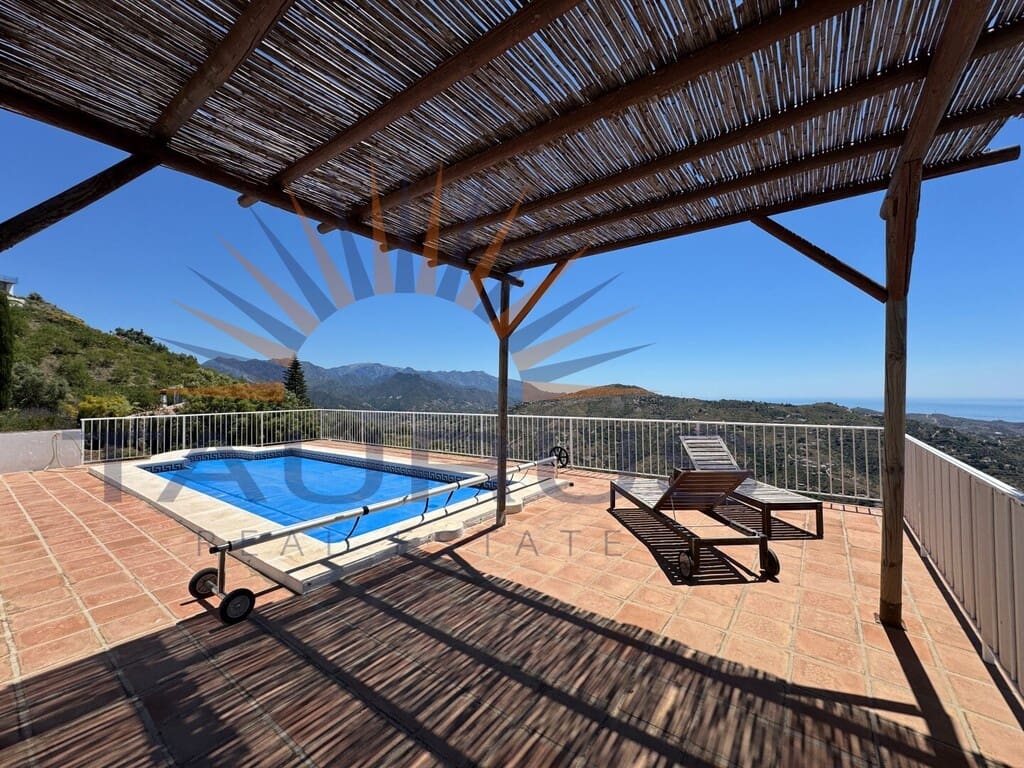 2 soverom Villa til salgs i Competa med svømmebasseng garasje - € 379 000 (Ref: 9855361)