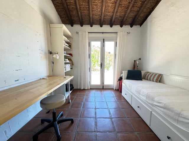 2 slaapkamer Villa te koop in Cómpeta met zwembad garage - € 379.000 (Ref: 9855361)