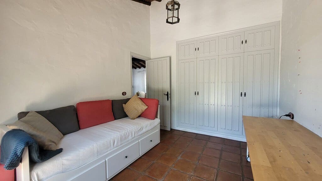 2 bedroom Villa for sale in Competa with pool garage - € 349,000 (Ref: 9855361)