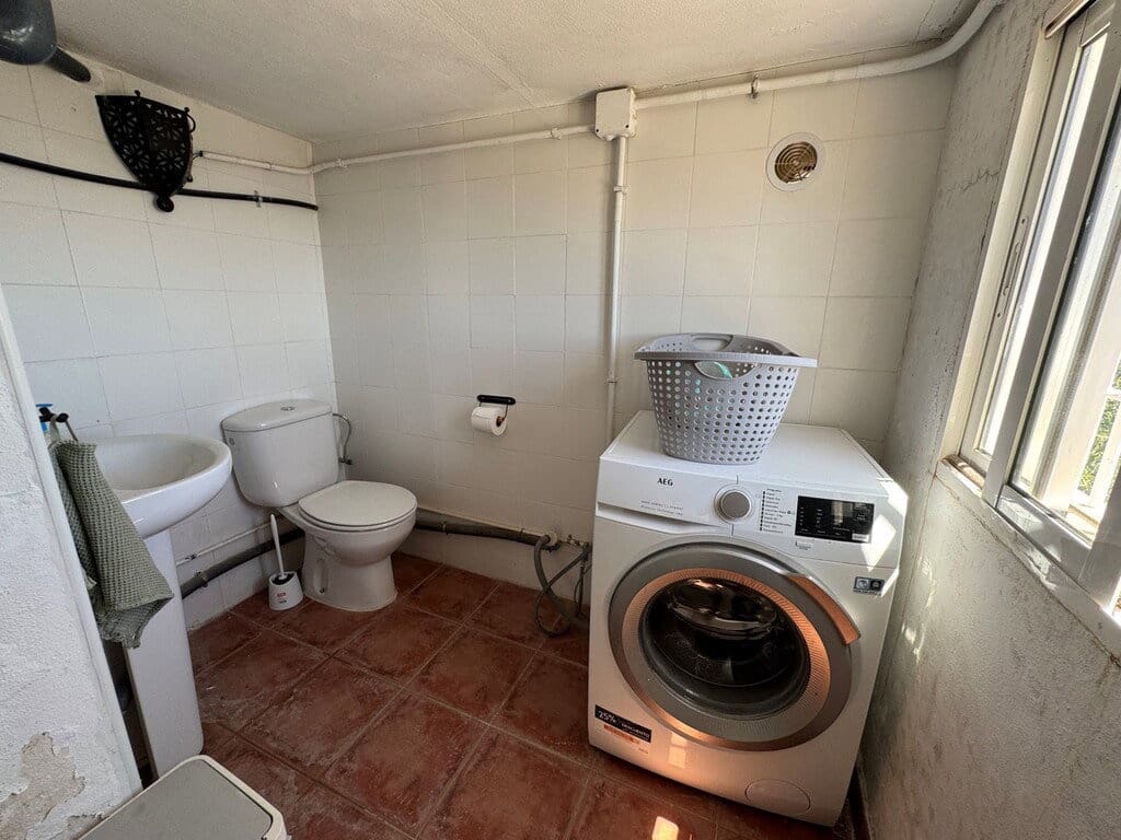2 bedroom Villa for sale in Competa with pool garage - € 349,000 (Ref: 9855361)