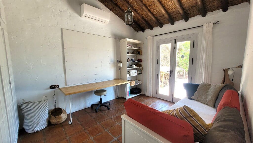 2 bedroom Villa for sale in Competa with pool garage - € 349,000 (Ref: 9855361)