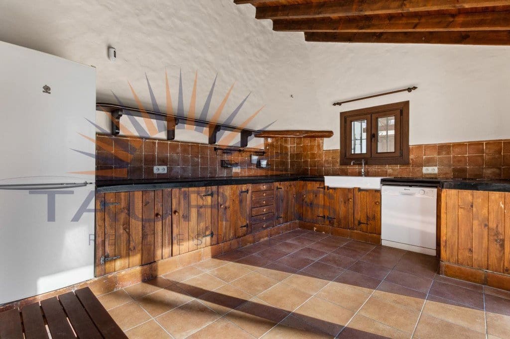 3 Zimmer Villa zu verkaufen in Arenas de Velez mit Pool - 430.000 € (Ref: 9875848)