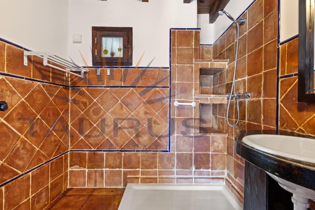 3 Zimmer Villa zu verkaufen in Arenas de Velez mit Pool - 430.000 € (Ref: 9875848)