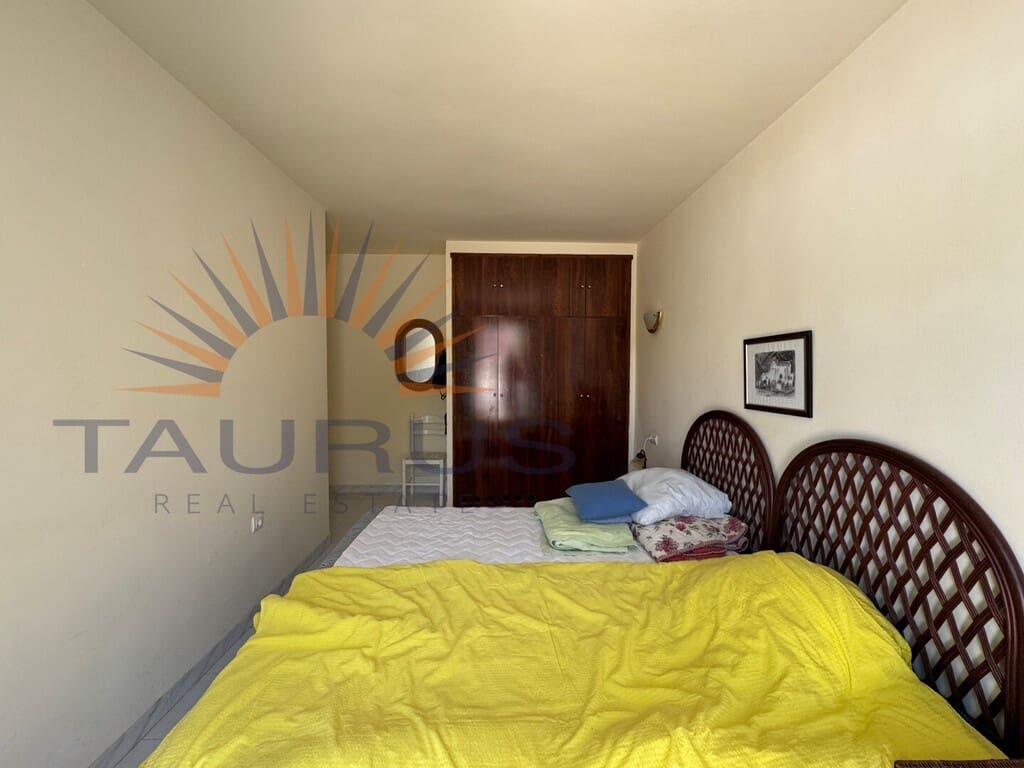 Casa de 3 habitaciones en Canillas de Albaida en venta - 149.000 € (Ref: 9880736)