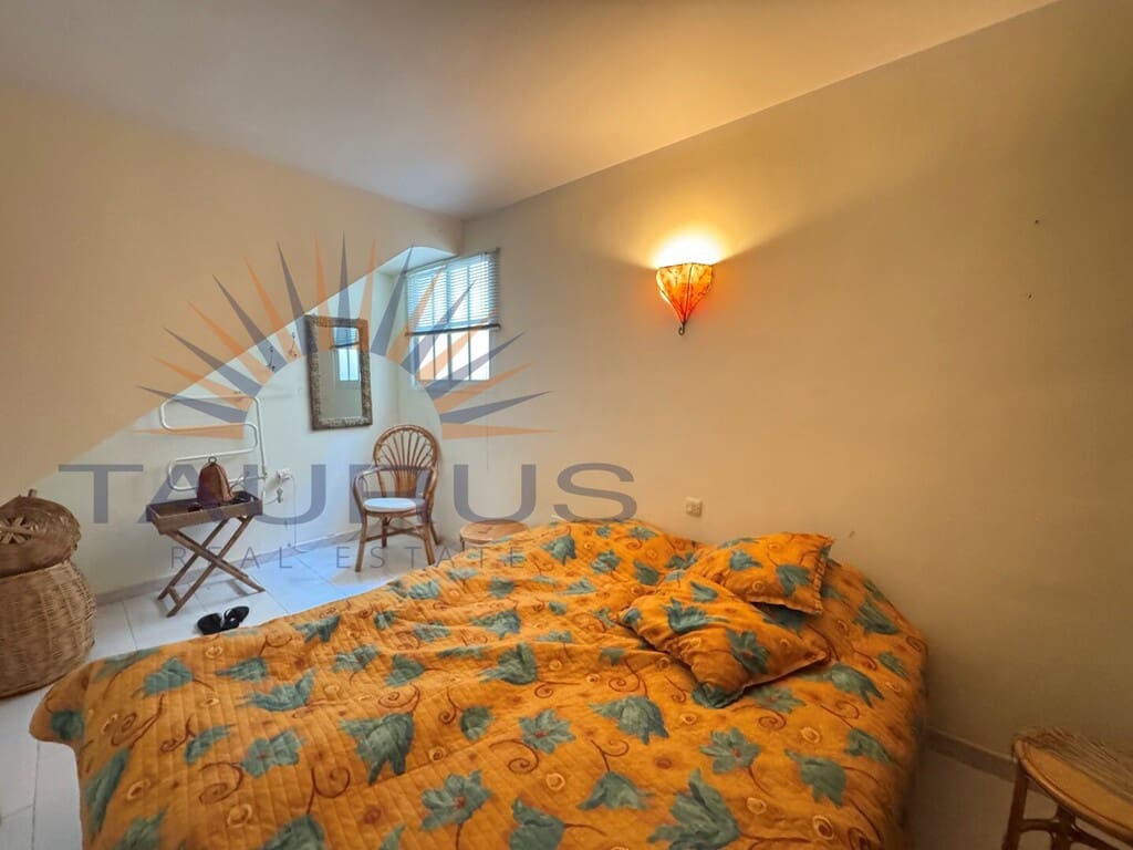 Casa de 3 habitaciones en Canillas de Albaida en venta - 149.000 € (Ref: 9880736)