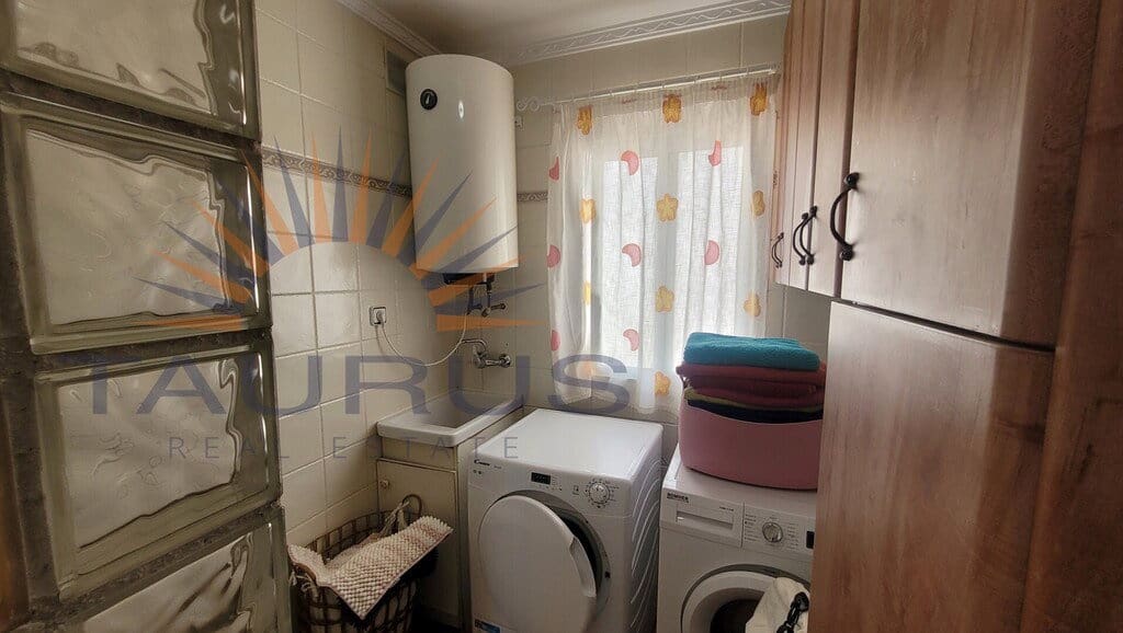 3 bedroom Townhouse for sale in Competa with pool garage - € 280,000 (Ref: 9884322)