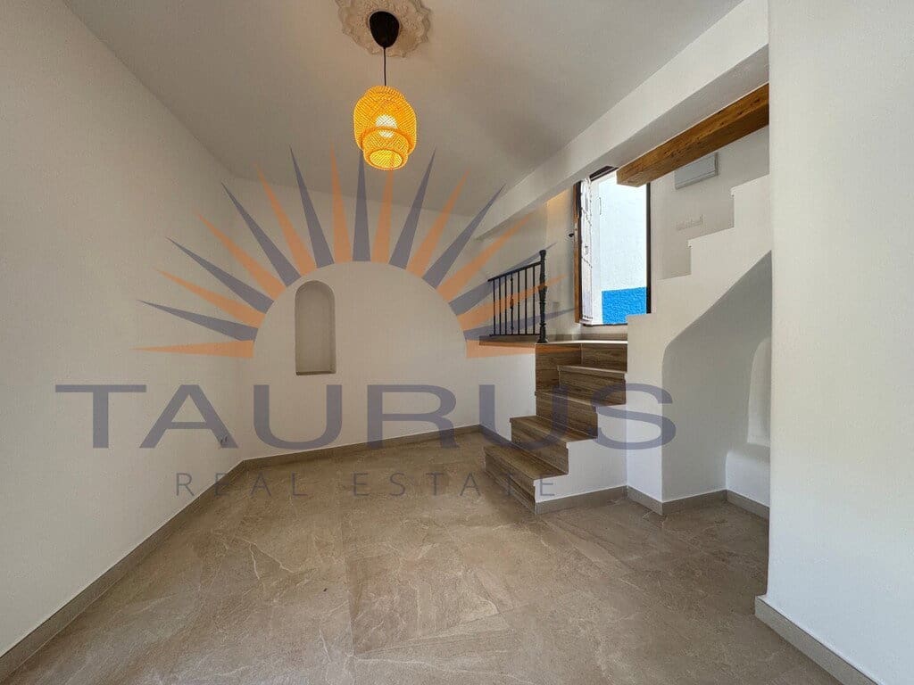 1 bedroom Townhouse for sale in Salares - € 159,000 (Ref: 9890093)