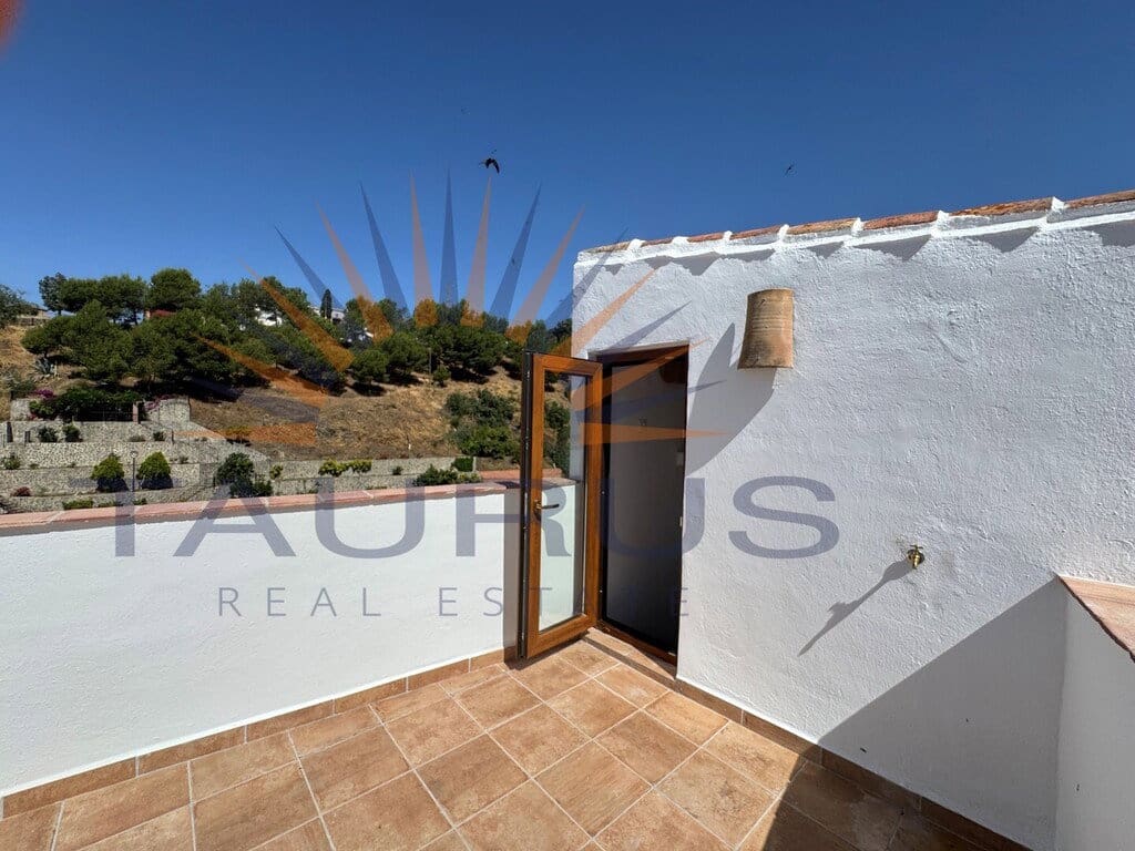 1 bedroom Townhouse for sale in Salares - € 159,000 (Ref: 9890093)