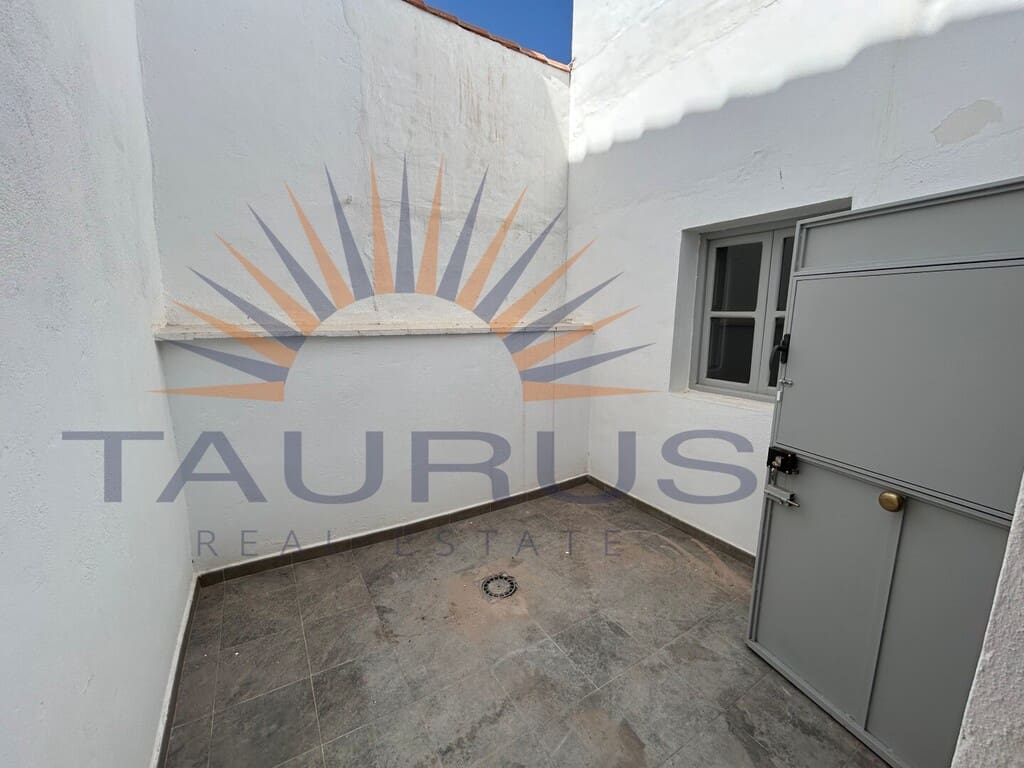 2 bedroom Townhouse for sale in Periana - € 167,000 (Ref: 9896522)