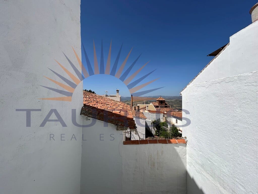 2 bedroom Townhouse for sale in Periana - € 167,000 (Ref: 9896522)