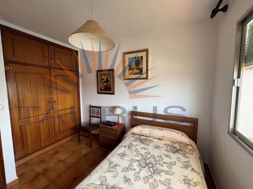 5 bedroom Townhouse for sale in Competa with garage - € 650,000 (Ref: 9921969)