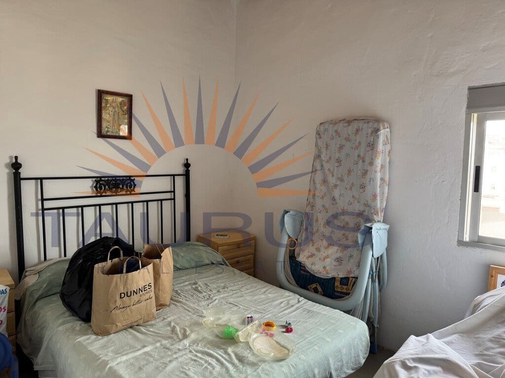 5 bedroom Townhouse for sale in Competa with garage - € 650,000 (Ref: 9921969)