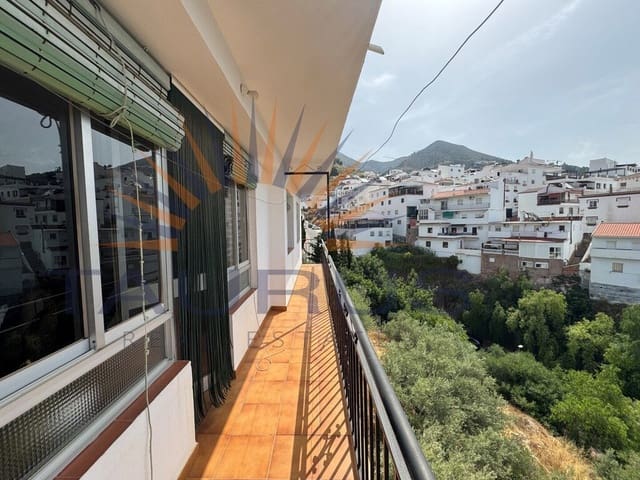 5 bedroom Townhouse for sale in Cómpeta with garage - € 650,000 (Ref: 9921969)