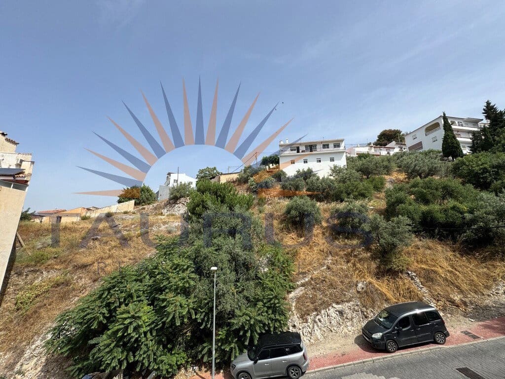 5 bedroom Townhouse for sale in Competa with garage - € 650,000 (Ref: 9921969)