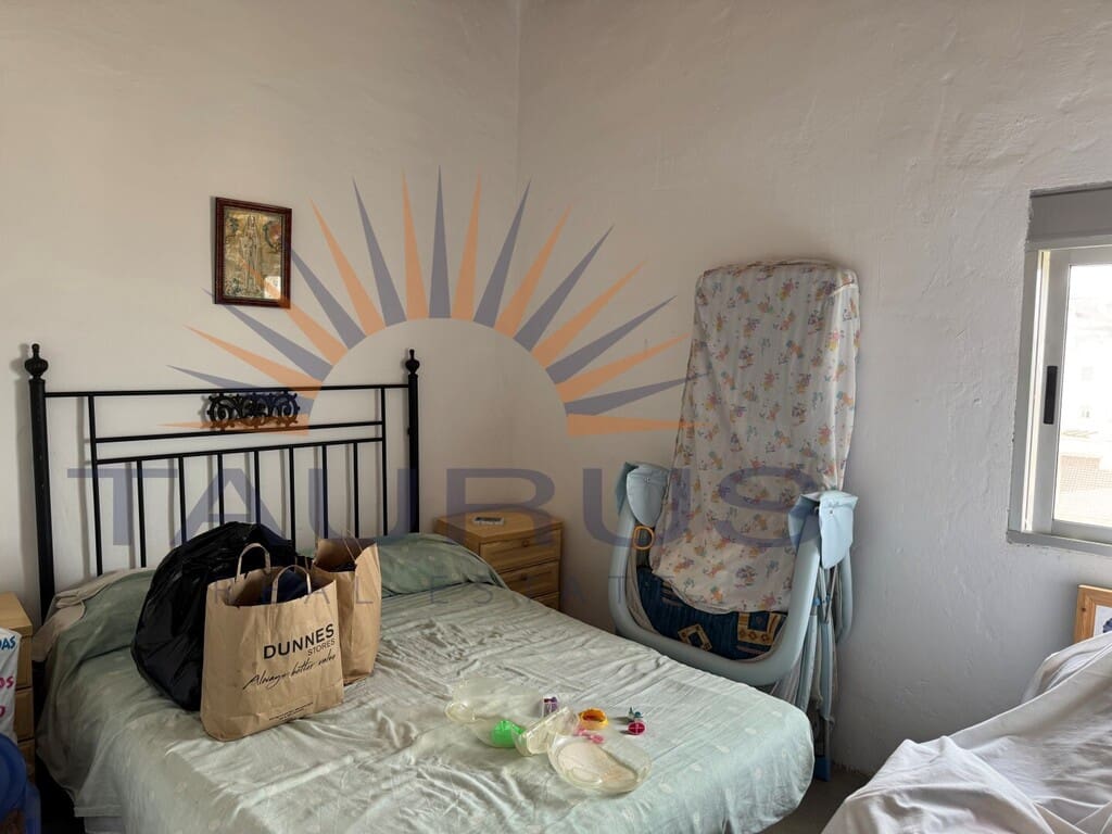5 soveværelse Byhus til salg i Competa med garage - € 650.000 (Ref: 9921969)