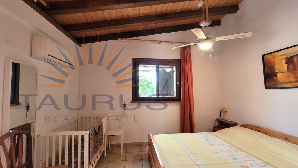 Chalet de 5 habitaciones en Cómpeta en venta con piscina garaje - 895.000 € (Ref: 9936037)