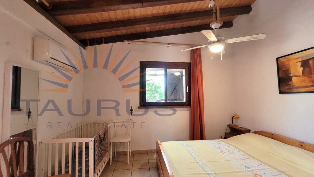 5 bedroom Villa for sale in Competa with pool garage - € 895,000 (Ref: 9936037)