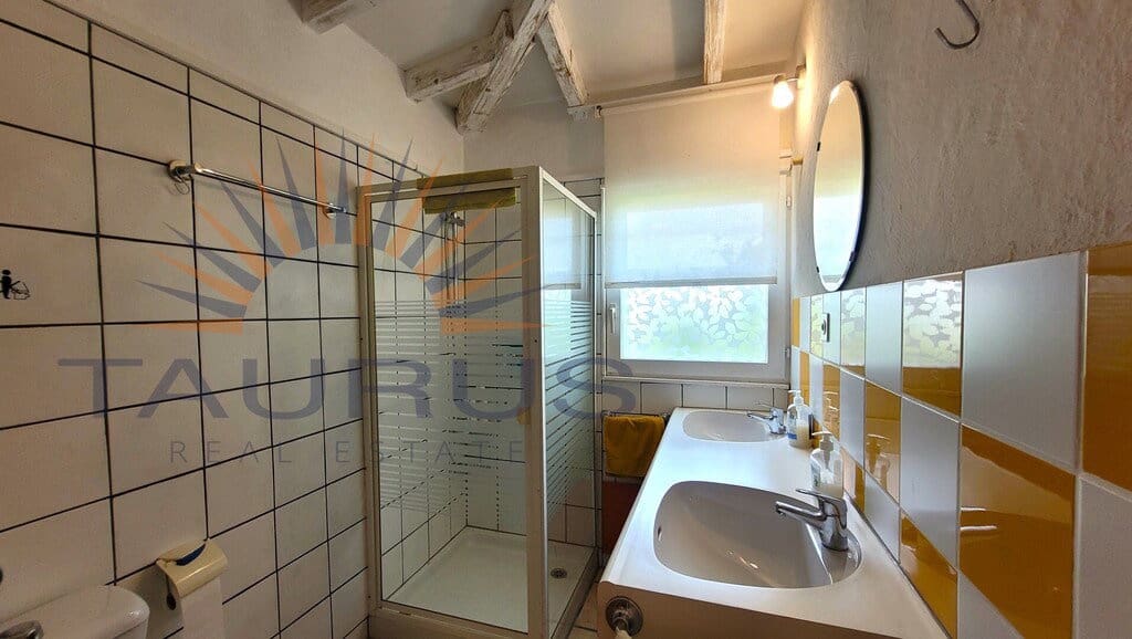 5 bedroom Villa for sale in Competa with pool garage - € 895,000 (Ref: 9936037)