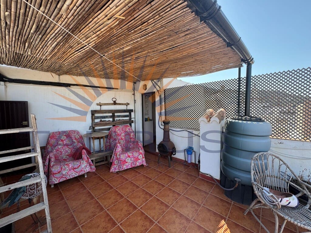 2 slaapkamer Huis te koop in Competa - € 165.000 (Ref: 9939580)