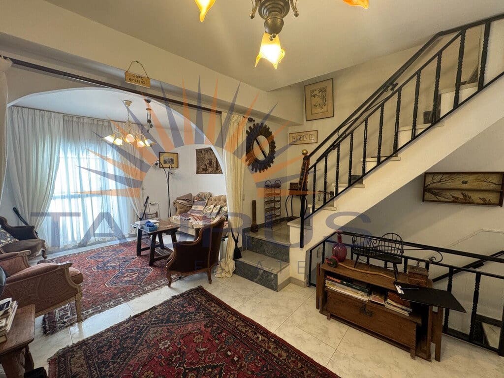 2 bedroom Townhouse for sale in Competa with garage - € 165,000 (Ref: 9939580)