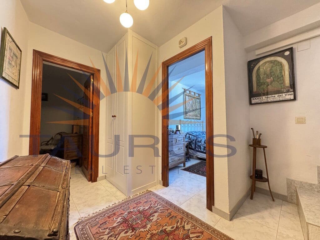 2 bedroom Townhouse for sale in Competa with garage - € 165,000 (Ref: 9939580)