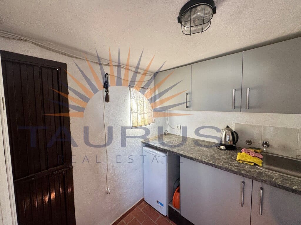 2 bedroom Townhouse for sale in Competa with garage - € 165,000 (Ref: 9939580)