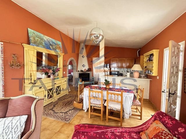 4 makuuhuone Huvila myytävänä paikassa Vélez-Málaga mukana uima-altaan 
autotalli - 349 000 € (Ref: 9942223)