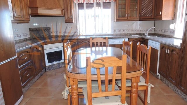 Chalet de 4 habitaciones en Cómpeta en venta con piscina garaje - 578.000 € (Ref: 9945441)