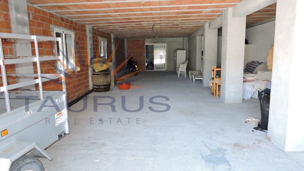 4 bedroom Villa for sale in Competa with pool garage - € 578,000 (Ref: 9945441)