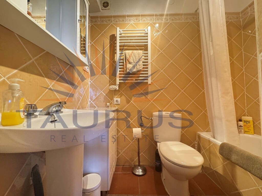 2 soverom Villa til salgs i Competa med svømmebasseng - € 330 000 (Ref: 9947434)