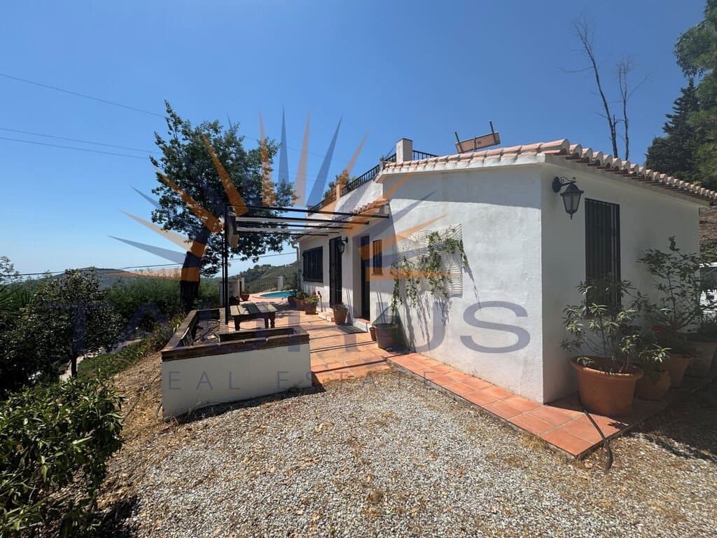 2 soverom Villa til salgs i Competa med svømmebasseng - € 330 000 (Ref: 9947434)