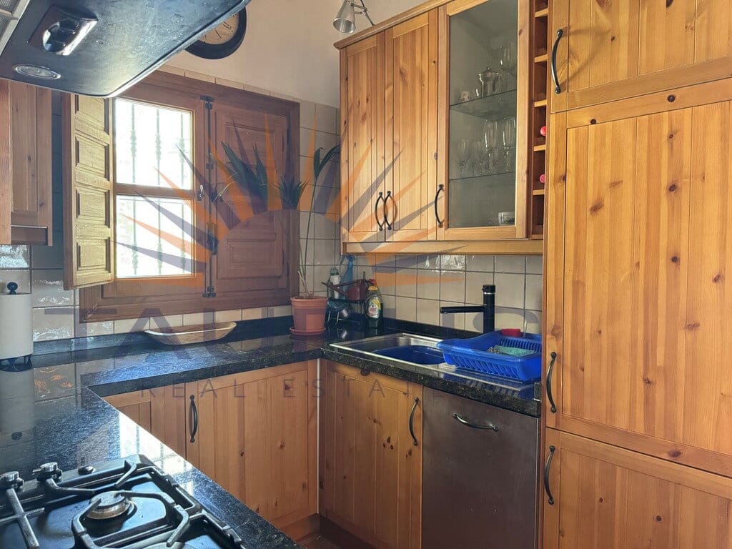 2 bedroom Villa for sale in Competa with pool garage - € 330,000 (Ref: 9947434)