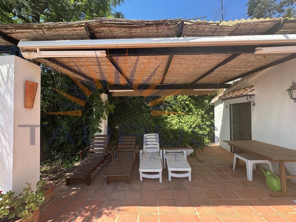 2 bedroom Villa for sale in Competa with pool garage - € 330,000 (Ref: 9947434)