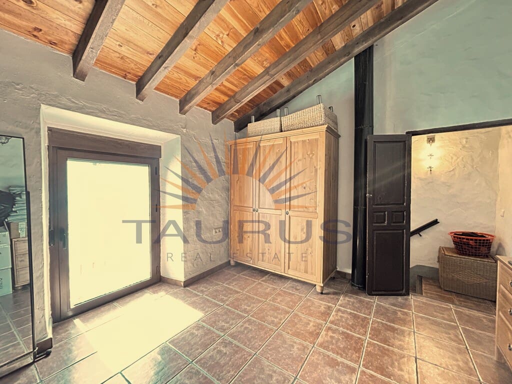 4 bedroom Townhouse for sale in Almachar - € 215,000 (Ref: 9959498)