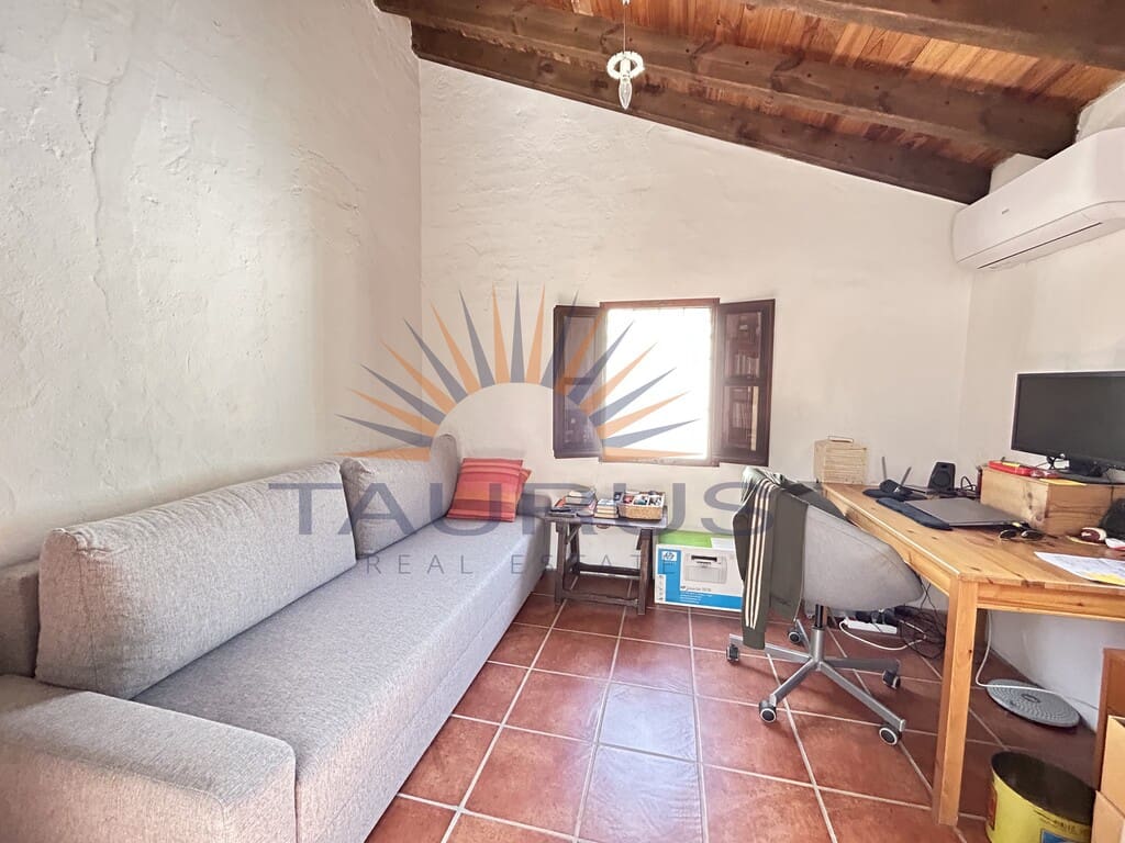 4 bedroom Townhouse for sale in Almachar - € 215,000 (Ref: 9959498)