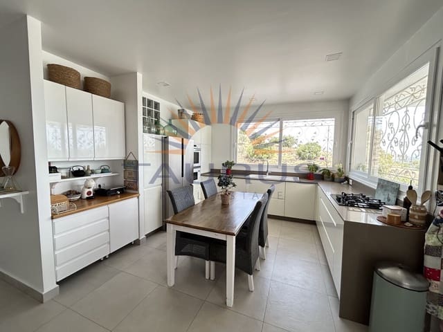 Chalet de 5 habitaciones en Alhaurín el Grande en venta con piscina garaje - 545.000 € (Ref: 9970768)