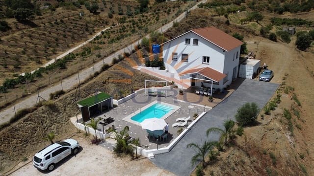 Chalet de 5 habitaciones en Alhaurín el Grande en venta con piscina garaje - 545.000 € (Ref: 9970768)