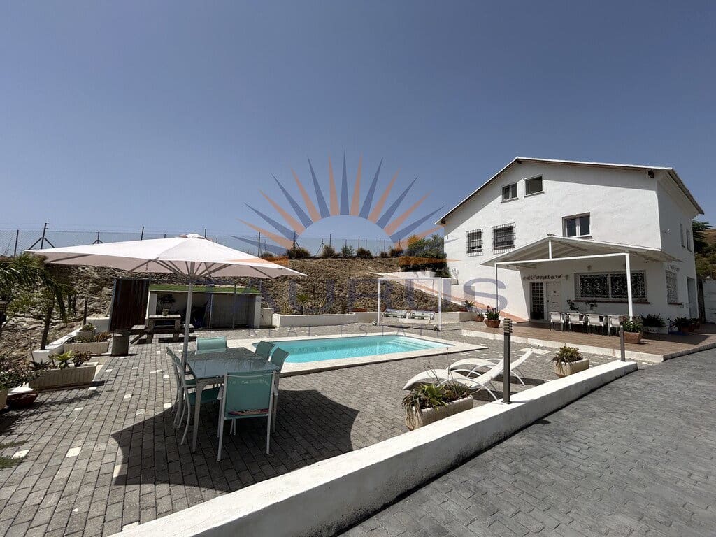5 Zimmer Villa zu verkaufen in Alhaurin el Grande mit Pool Garage - 545.000 € (Ref: 9970768)