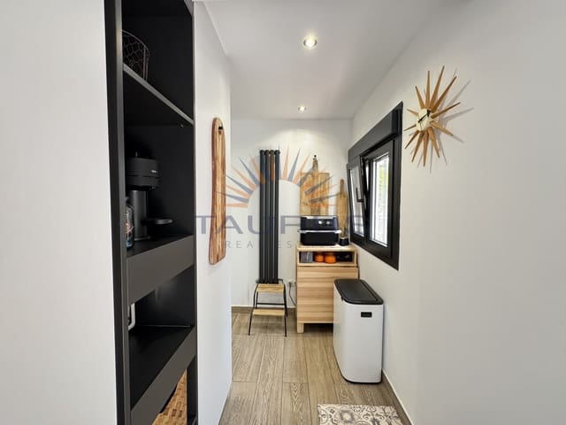 Chalet de 3 habitaciones en Cómpeta en venta con piscina - 550.000 € (Ref: 9973508)