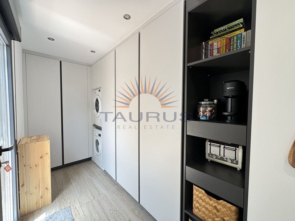 3 bedroom Villa for sale in Competa with pool - € 550,000 (Ref: 9973508)