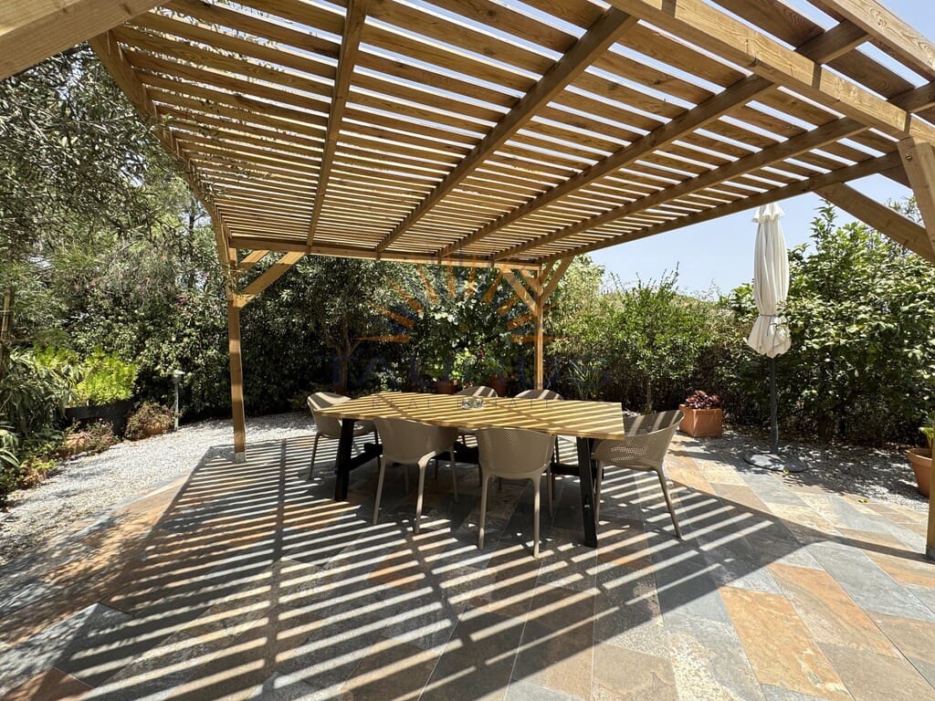 3 bedroom Villa for sale in Competa with pool - € 550,000 (Ref: 9973508)