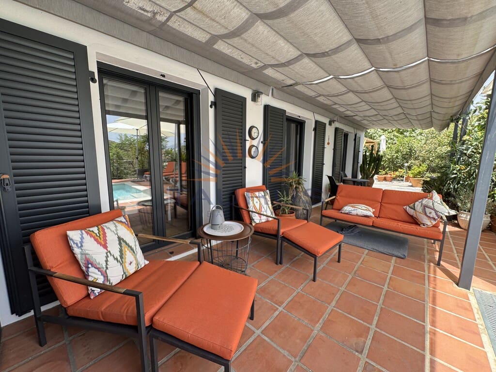 3 sovrum Villa till salu i Competa med pool - 550 000 € (Ref: 9973508)