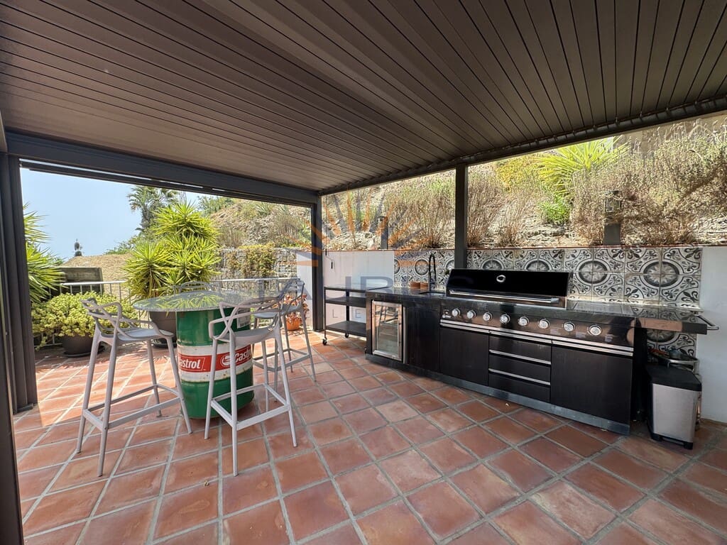 3 sovrum Villa till salu i Competa med pool - 550 000 € (Ref: 9973508)