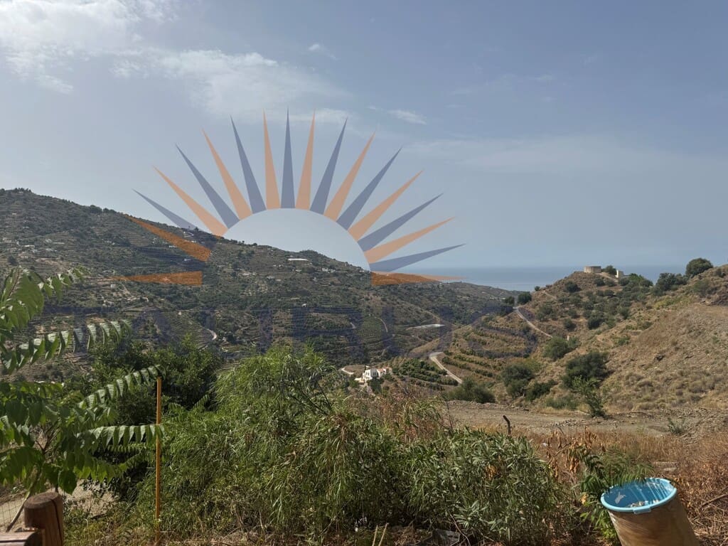 2 bedroom Villa for sale in Competa with garage - € 285,000 (Ref: 9981304)