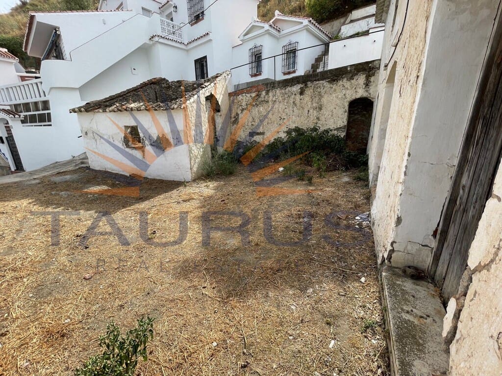 Hus till salu i Archez - 85 000 € (Ref: 9981305)