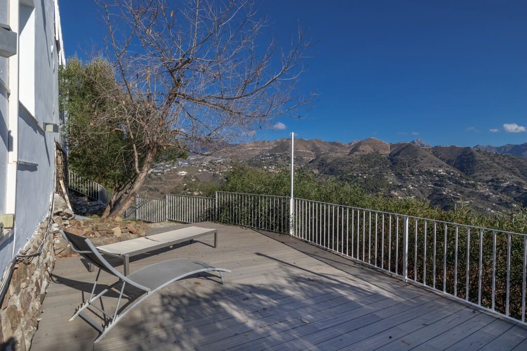 4 chambre Villa/Maison à vendre à Competa avec piscine - 575 000 € (Ref: 9984647)