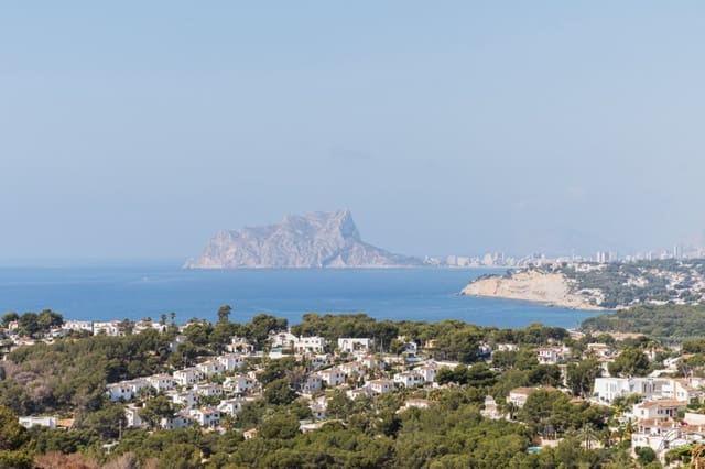 Chalet de 3 habitaciones en Moraira, Teulada-Moraira en venta con piscina garaje - 800.000 € (Ref: 9146020)