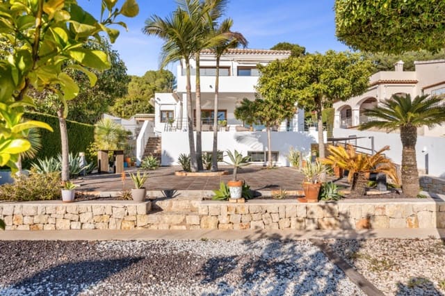 3 soverom Villa til leie i Moraira, Teulada-Moraira med garasje - € 1 800 (Ref: 9523678)