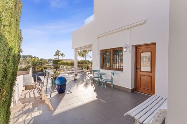 3 soverom Villa til leie i Moraira, Teulada-Moraira med garasje - € 1 800 (Ref: 9523678)
